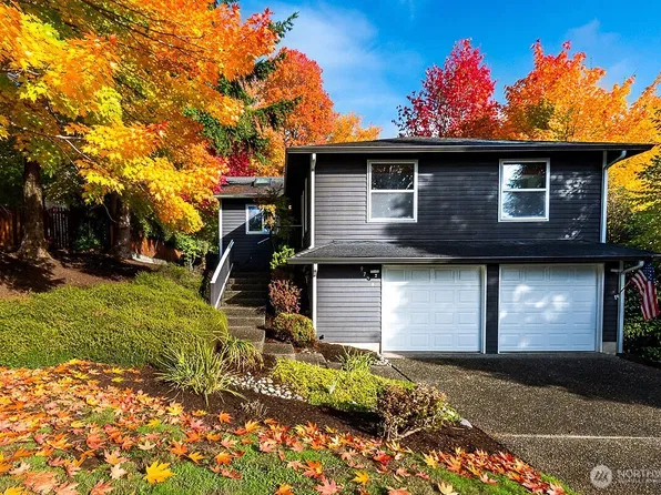 9724 NE 141st Court, Kirkland, WA 98034