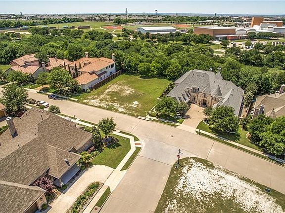 2nd image of 6277 Shady Oaks Dr