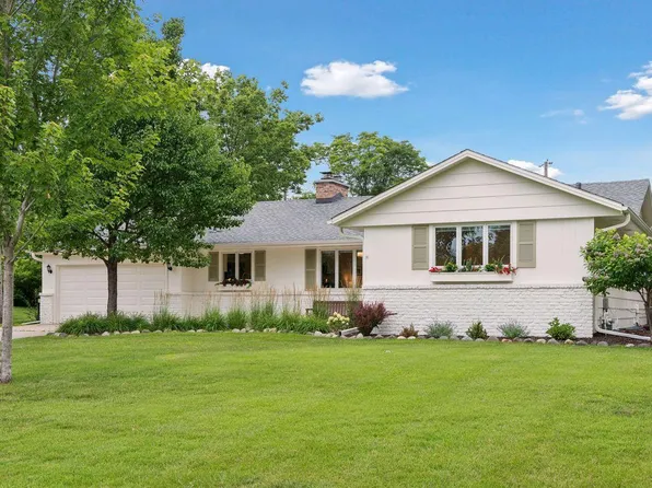 4920 Lantana Ln, Edina, MN 55435