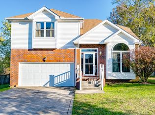 115 E Braxton Ln, Hendersonville, TN 37075
