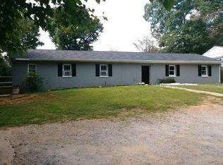 146 S Oak Dr #A, Madison Heights, VA 24572