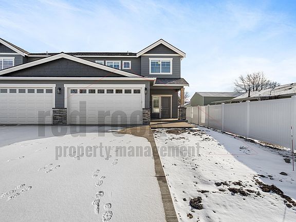 3rd image of 1228 N Tschirley St #1