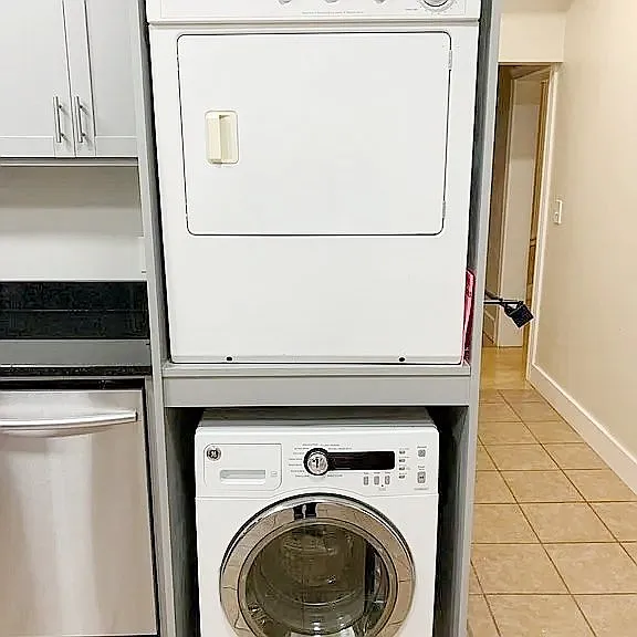2 bed, 1.0 bath, $2,350 — Photo 4
