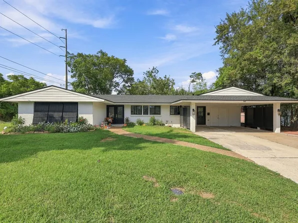 740 W Claude St, Lake Charles, LA 70605