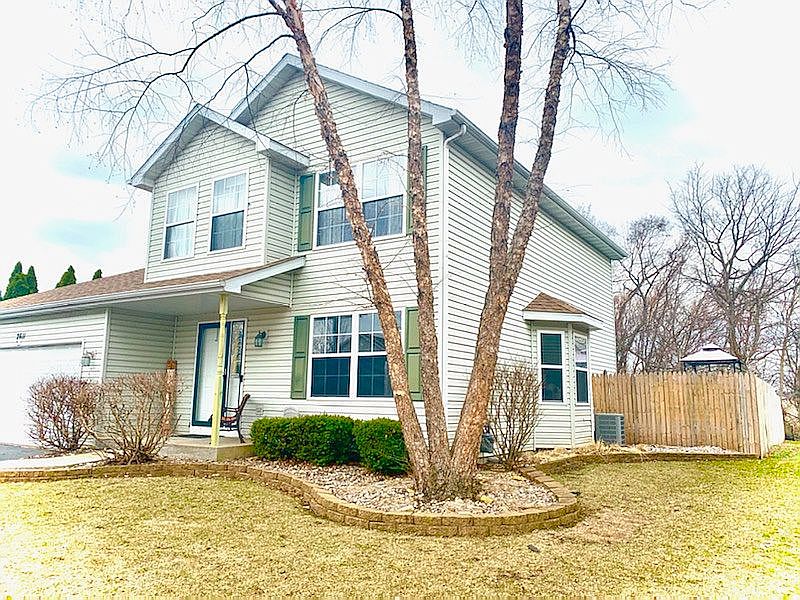 2nd image of 2611 Oak Ridge Ln