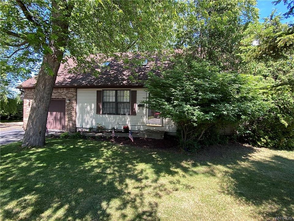 1st image of 22 Burke Dr