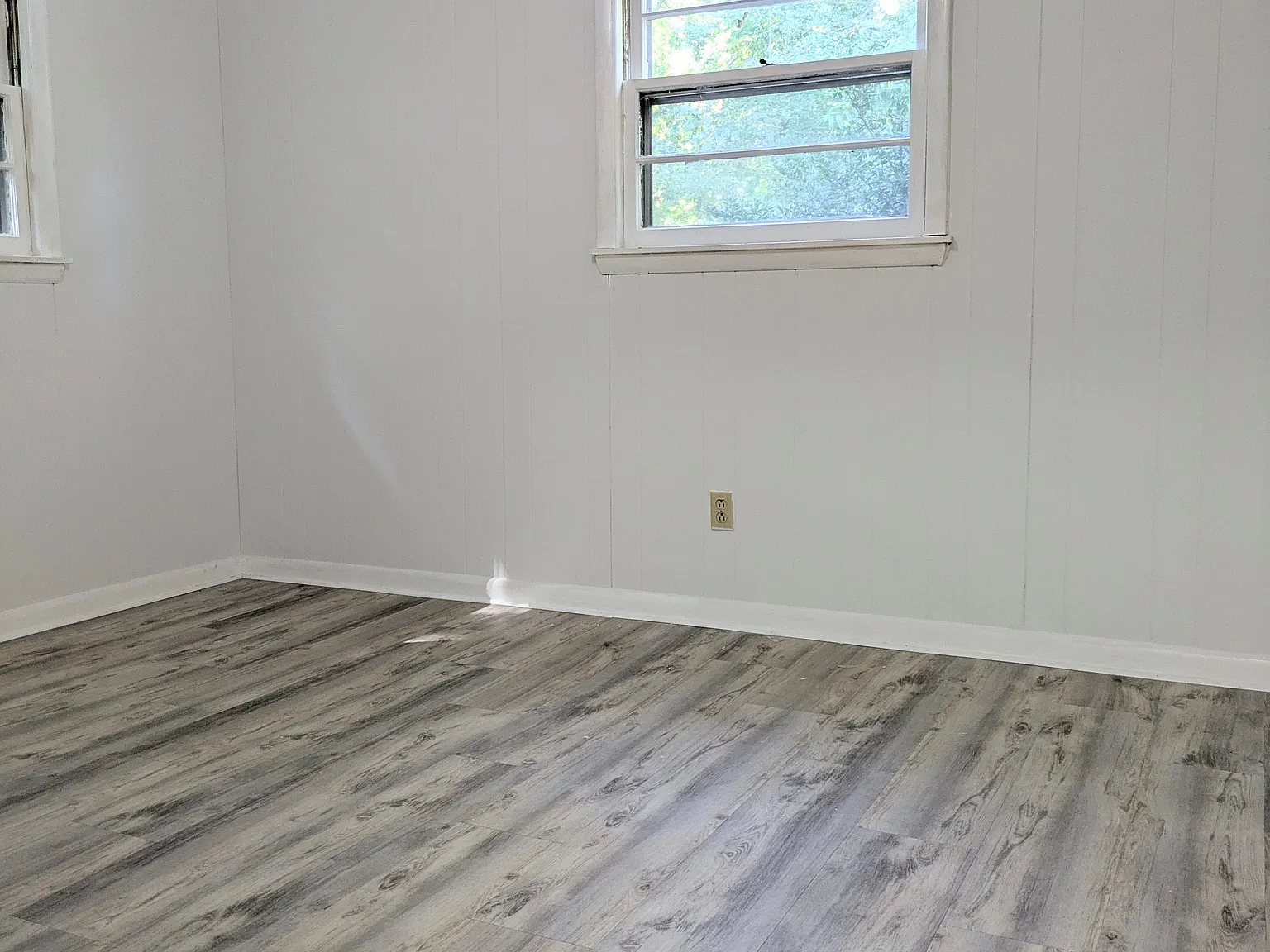 2 bed, 1003 sqft, $999 — Photo 4