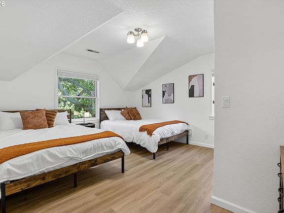 5th image of 7385 SW Alden St