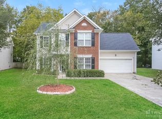 12156 Old Willow Rd, Charlotte, NC 28269