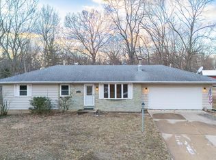 4507 Green Lawn Ct, Pekin, IL 61554