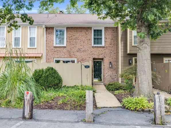 55 Medinah Dr, Reading, PA 19607