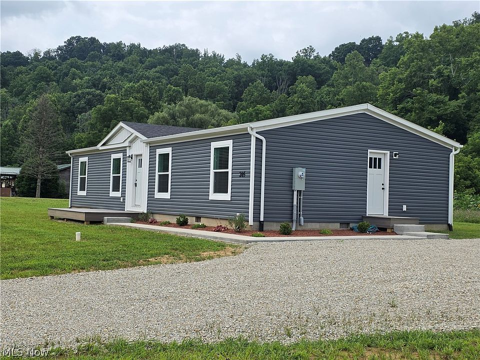 1st image of 205 S Riverview Dr