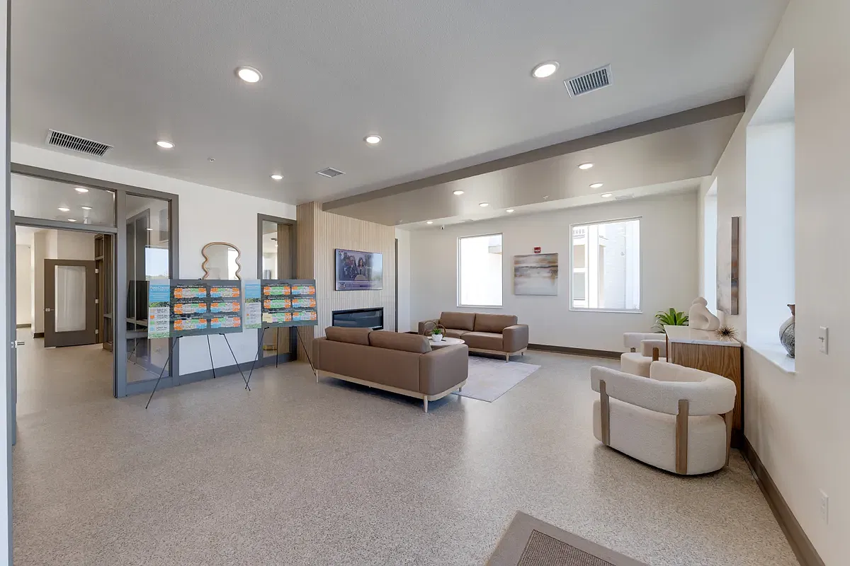 Park Centre Apartments — Photo 2