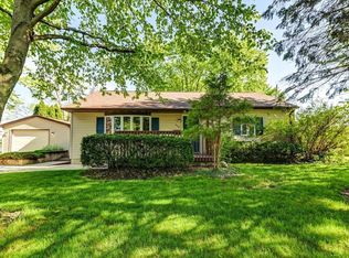 200 Acacia Ln, Monona, WI 53716