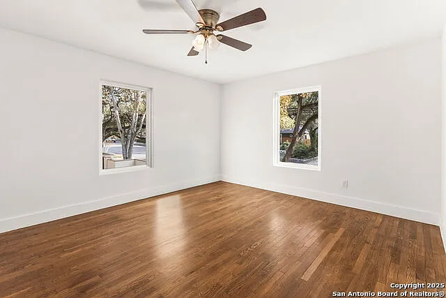 417 E Hildebrand Ave — Photo 26