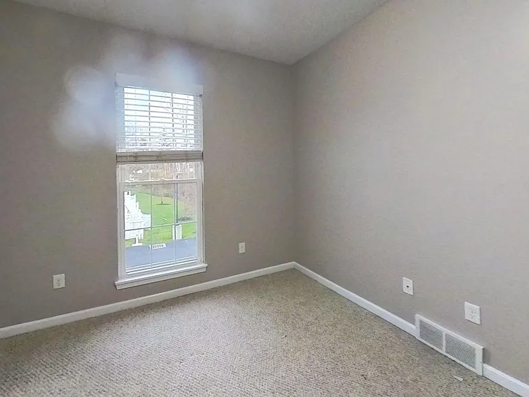 Maple Brooke & Hunt Club Town homes — Photo 30