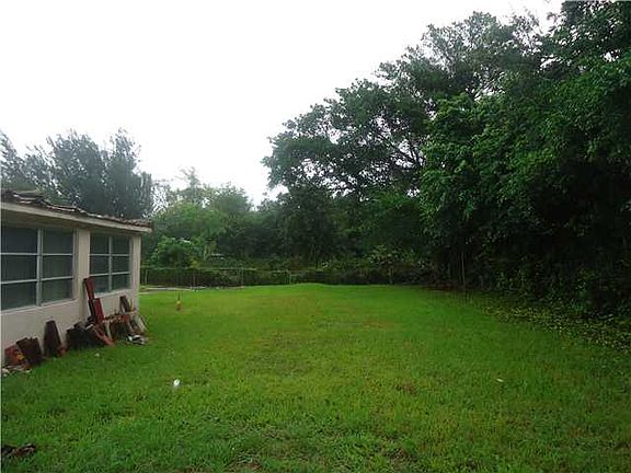 5th image of 14451 S Biscayne River Dr