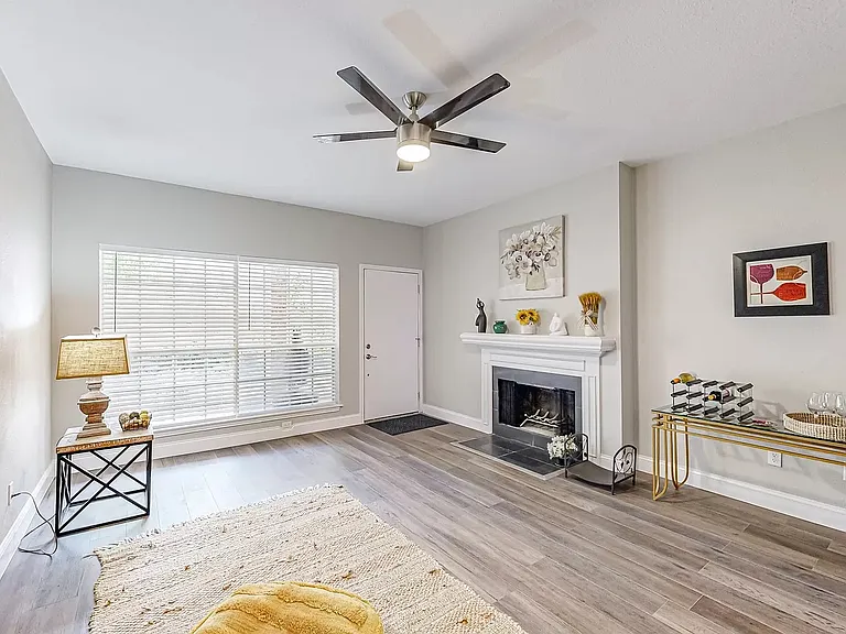 12921 Abrams Rd #401 — Photo 11
