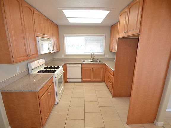 2nd image of 120 Kearney Way