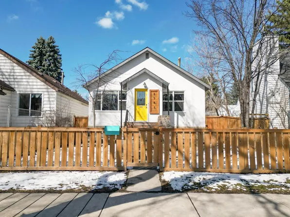 8946 80th Ave NW, Edmonton, AB T6C 0T7