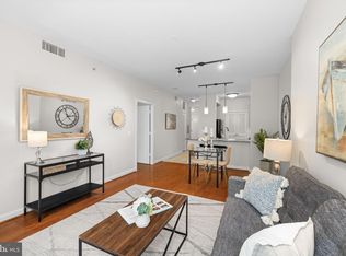 400 Massachusetts Ave NW APT 221, Washington, DC 20001