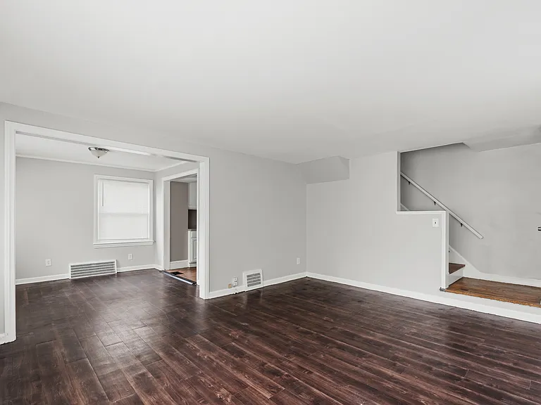 5508 Dalewood Ave — Photo 3