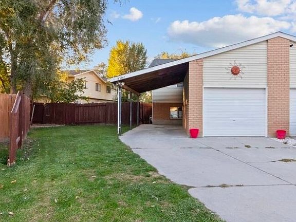 3rd image of 4702 S Cathay Cir