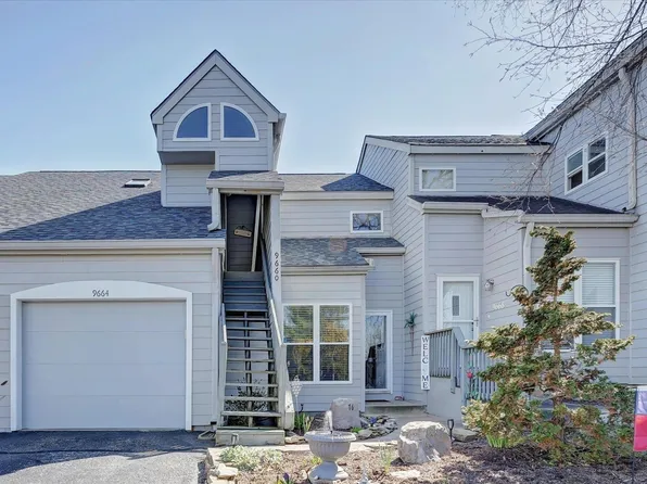 9664 S Bay Pointe Dr, Bloomington, IN 47401