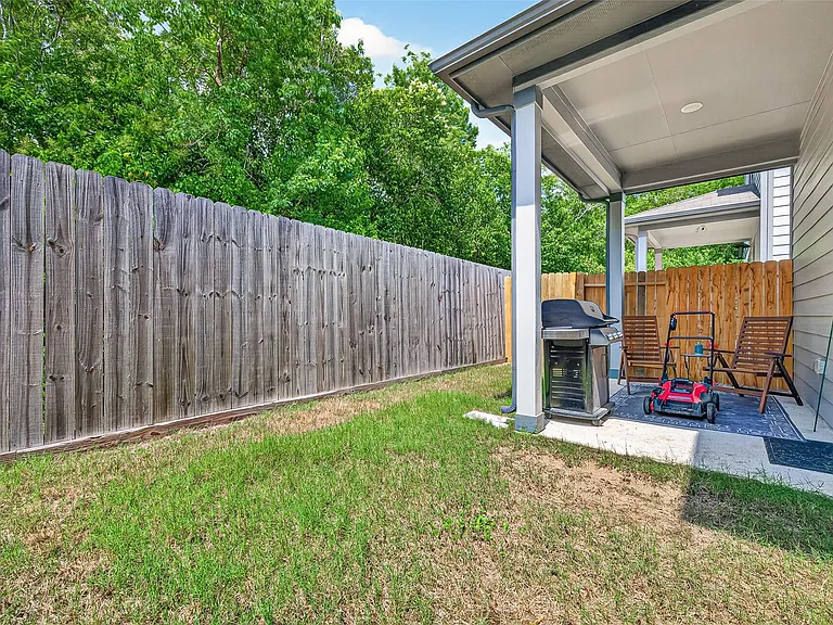 4004 Baja Ln — Photo 34