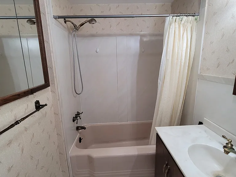709 Grattan St #709 — Photo 23