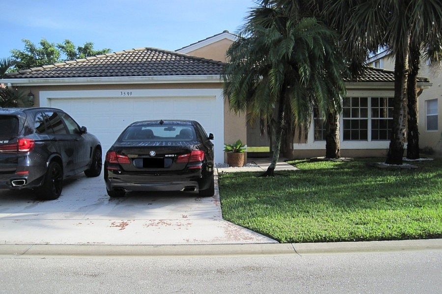 1st image of 3599 Hudson Ln