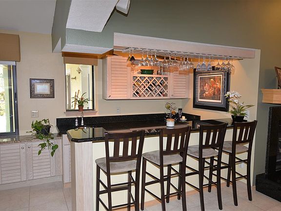 4th image of 771 Bear Creek Cir
