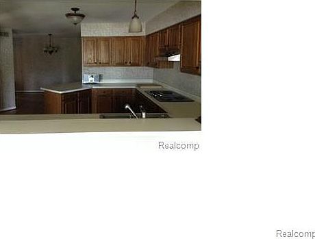 3rd image of 18339 Blue Heron Dr E #11