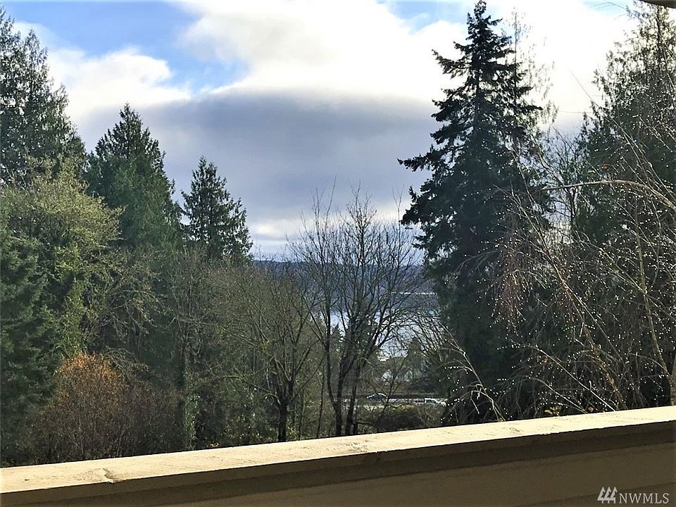 1st image of 4707 NW Walgren Dr #B204