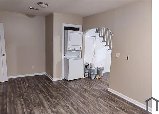 53 Vannatta St — Photo 7