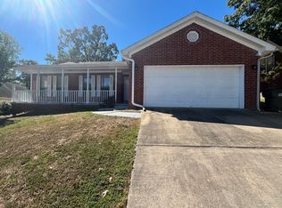 6 Cherry Crest Cv, Little Rock, AR 72211