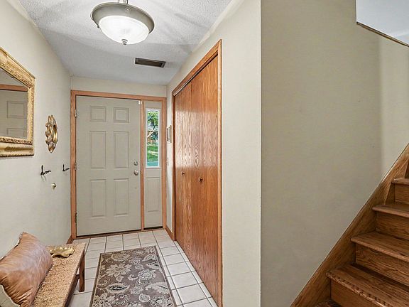 2nd image of 16401 Temple Dr S