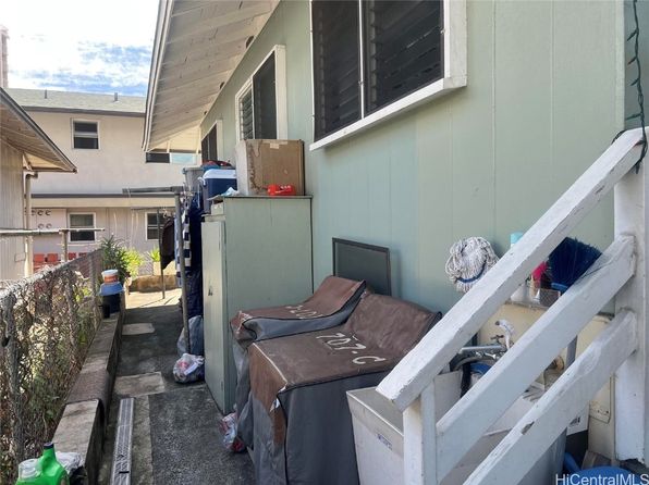 honolulu-hawaii-82508183 picture