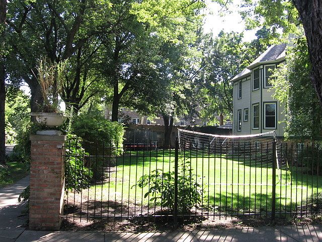 1st image of 1807 W Morse Ave