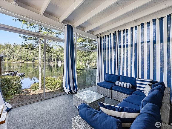 3rd image of 3 NE Wildberry Lake Drive