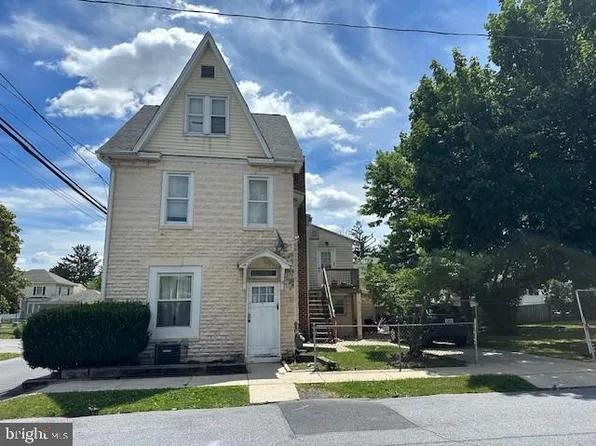 9 Hammaker St, Highspire, PA 17034
