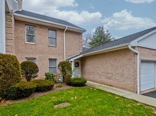 14 Castle Hill Rd #G, Agawam, MA 01001
