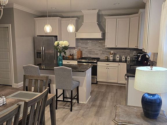 5th image of 3011 Lisa Ln