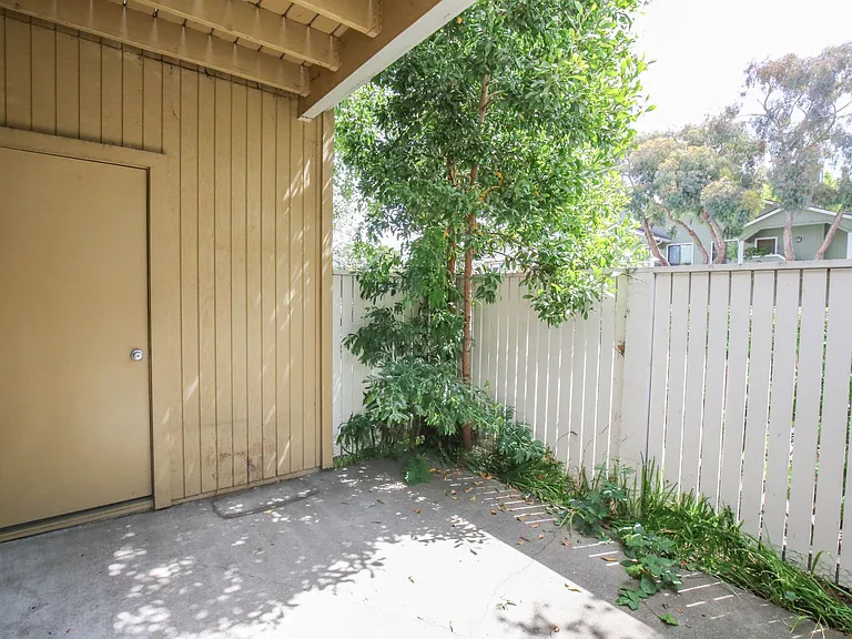 79 Schooner Ct — Photo 20