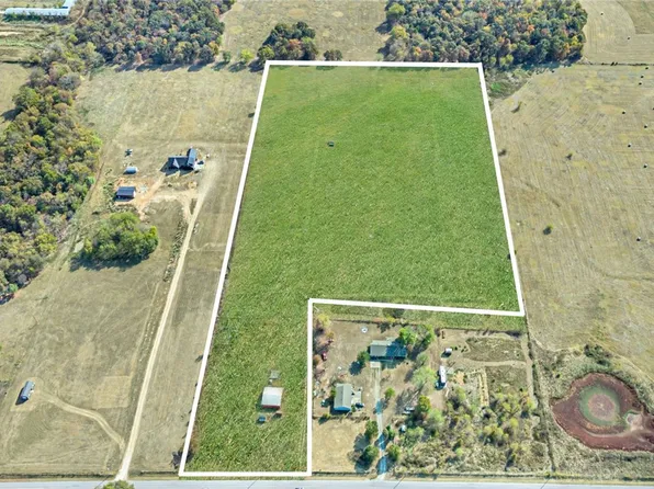 20101 Chicken Dr, Decatur, AR 72722