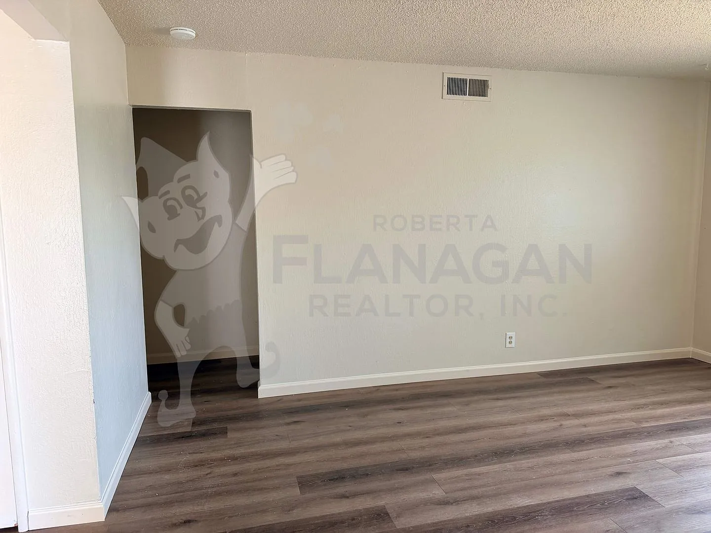 3 Bedroom/ 2 Bathroom home — Photo 4