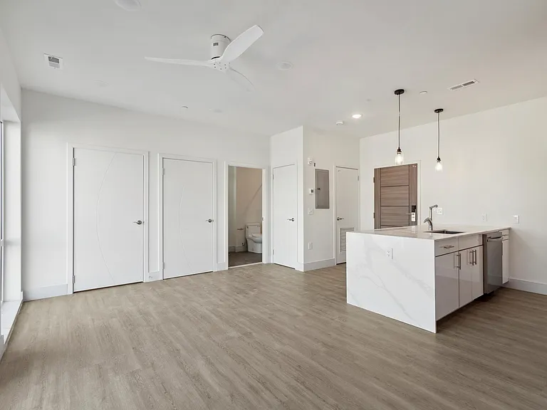 1221 E Fletcher St #208A — Photo 10