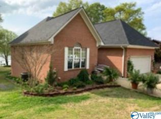 802 E Haven Dr, Glencoe, AL 35905