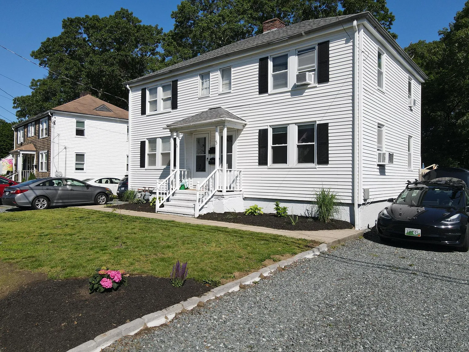 2 bed, 864 sqft, $2,450 — Photo 4