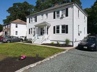 43 New Lexington Rd, North Kingstown, RI 02852